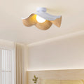 Modern Taklampa Skulptural Träinspirerad Design
